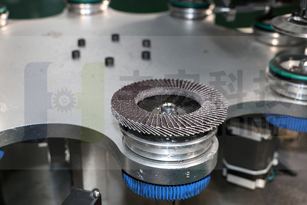 全自動百葉輪成型機細節六